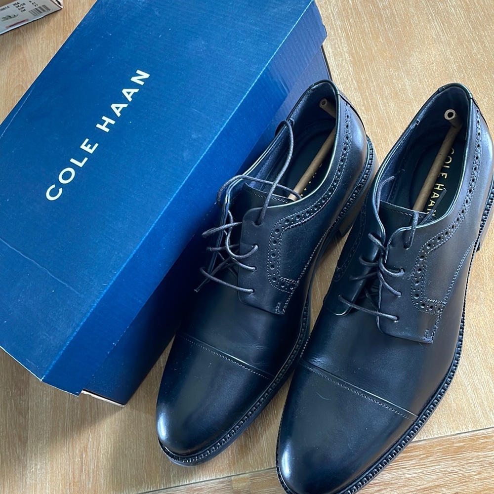 NWT cole haan dress shoes 10.5 black
